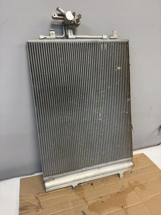 Gebruikte AC-condensor OEM 30794562 Volvo V40 2 image 4