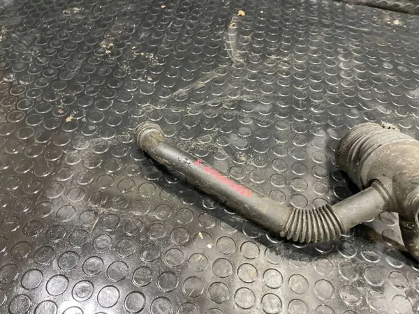 Fiat Bravo II Turbo-Imuletkki OEM 46807210 image 4