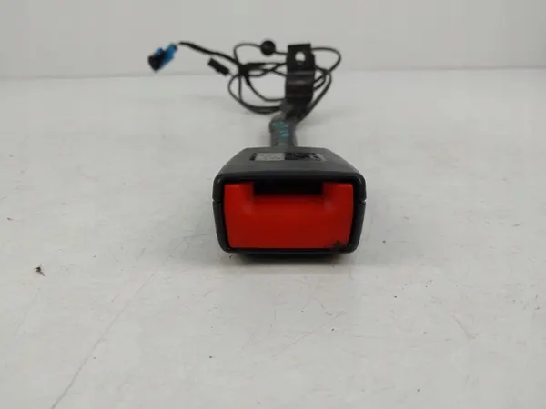 Gurtband links vorne OEM 1K8857755D image 3