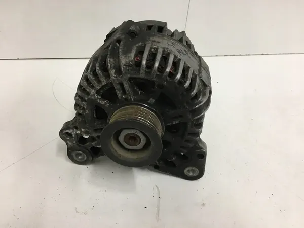 Vaihtovirtageneraattori 110A VW Golf V Seat Skoda Audi 1.4 FSI image 2