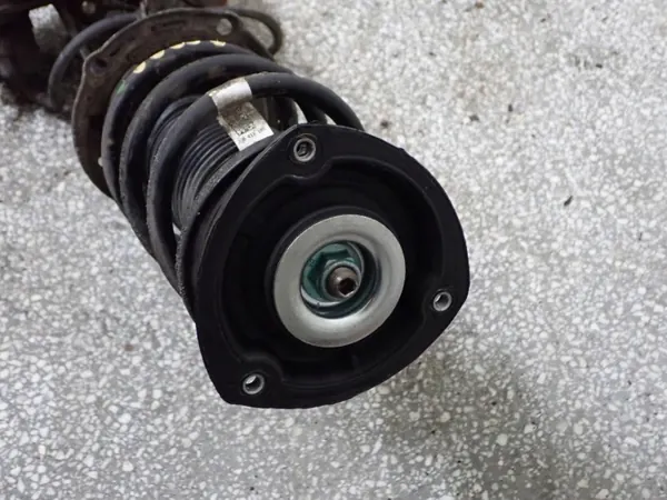 Rechter Schokdemper OEM 2Q0413031DC Skoda Scala image 3