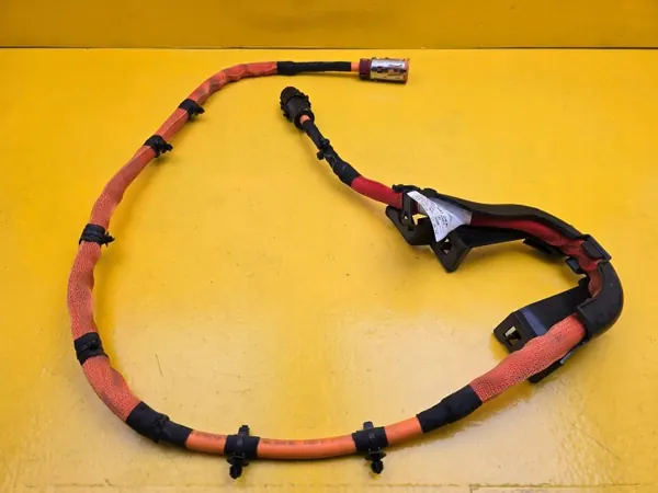 Cable de carga Mercedes-Benz EQC W293 OEM A2935402405 image 3