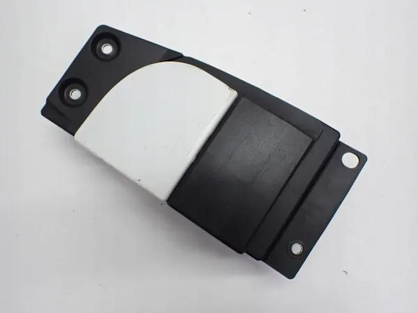 Bouchon AdBlue OEM 5801648113 pour Iveco Daily VI 21R image 2