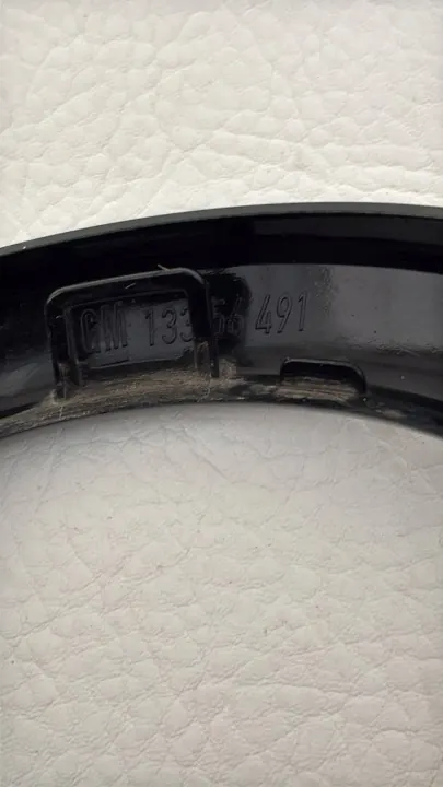 Marco parachoques trasero derecho OEM 13356491 Opel Adam image 3