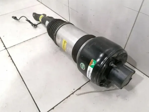 Framdämpare Mercedes E55 W211 A2113206413 image 2