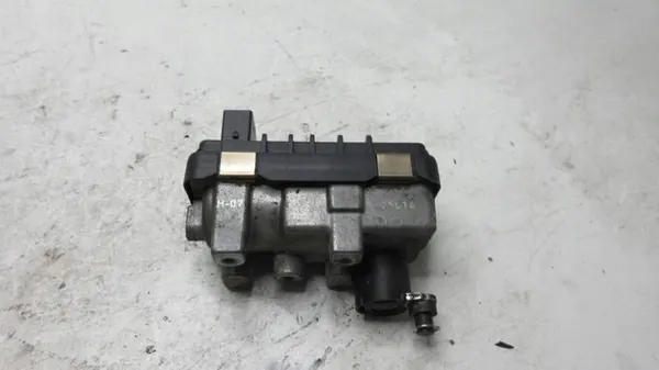 Turboakseli OEM G135 Audi A8 S8 D3 4E:lle image 2