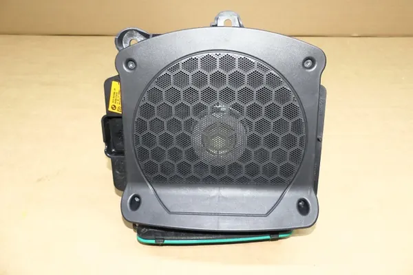 Caisson de basse droit OEM 2622490 pour BMW 4 G22 image 2