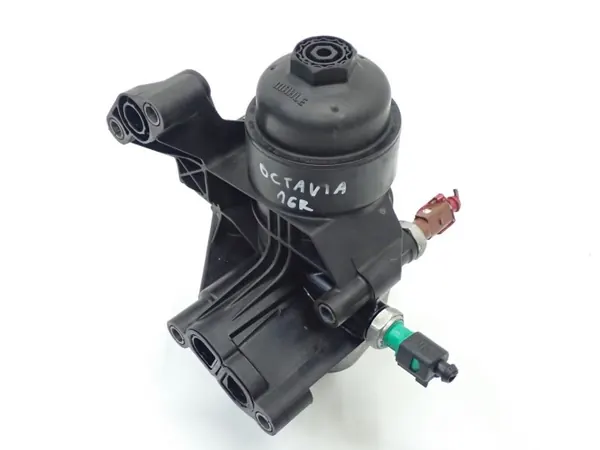 Oljefilterbas OEM 03N115389B för Skoda Octavia III image 2