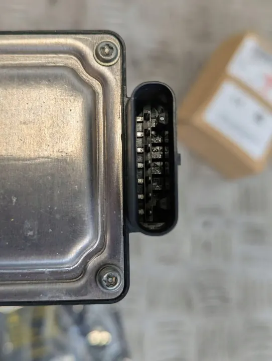 Sensor radar Distronic OEM 2Q0907561J - Usado image 4