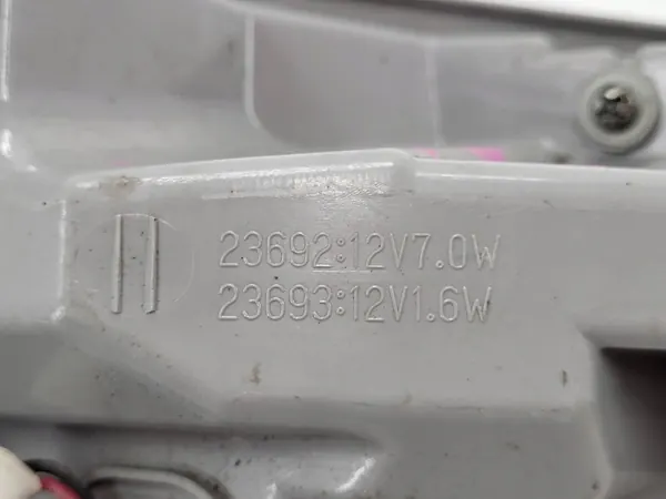 Luz diurna dianteira esquerda OEM 266906GA0C Nissan GT-R image 10