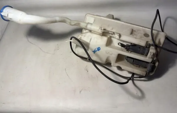 Ruitenwisservloeistoftank OEM 30753424 voor Volvo XC60 image 7