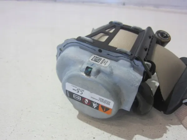 BMW X3 G01 gordelspanner achter links beige OEM 72117497781 image 4