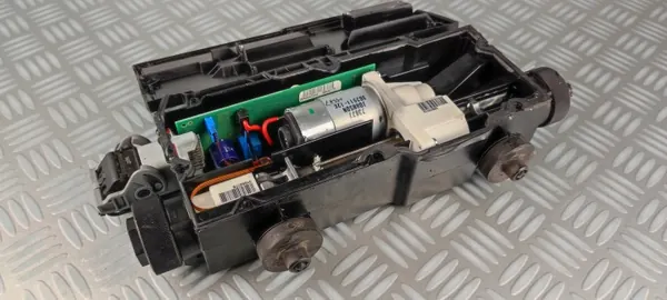 OEM 8200571485 Mecanismo travão de mão elétrico Renault image 5