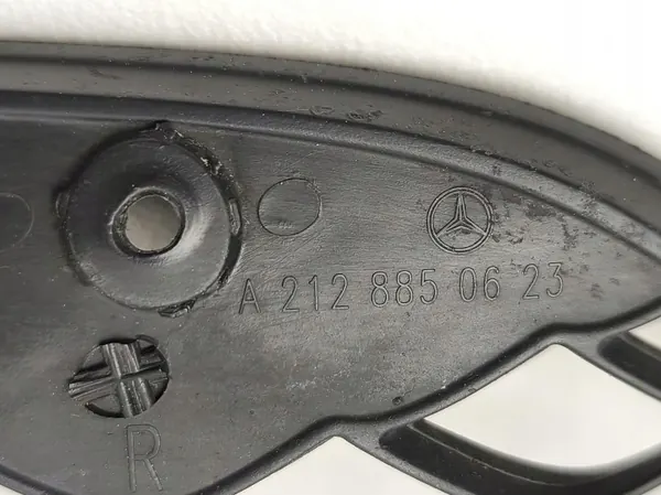 Grelha para-choques dianteira direita OEM A2128850623 Mercedes W212 image 5