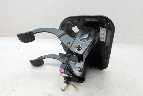 Jarru- ja kytkinpoljin Renault OEM 5010382741 image 7