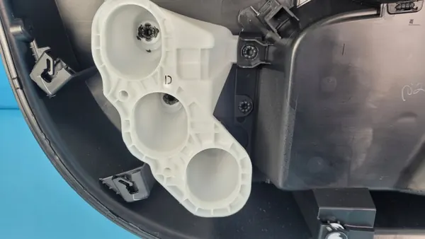 Opel OE Ovenpaneeli Oikea Etu OEM 9839727980 image 8