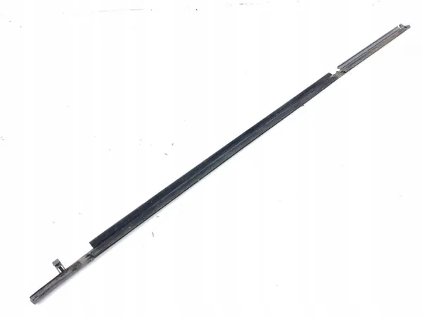 Toyota Prius bakrutslist OEM AMD222123 image 6