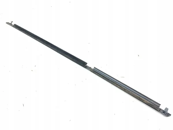 Toyota Prius bakrutslist OEM AMD222123 image 7