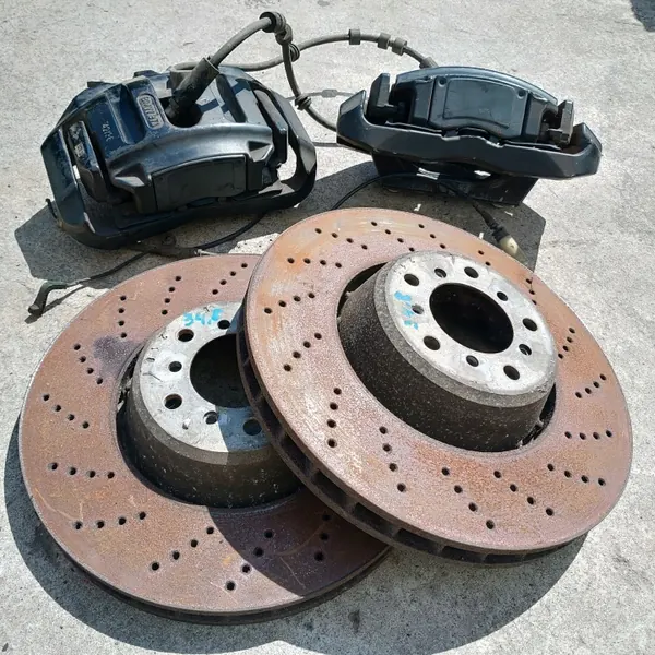 Étriers & Disques Frein BMW E60 M5 - Occasion image 2