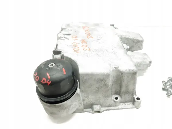 Ölwanne Volvo V70 2.0 D4 2016 OEM 31480325 image 5