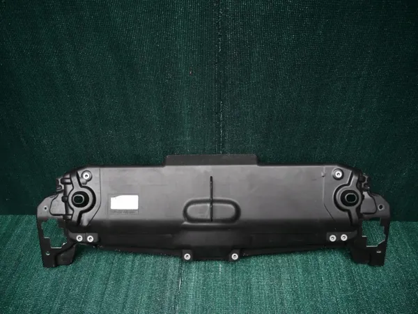 OEM RY53-8211-AC SSC1 Kühlerabdeckung-Clips Oben image 2
