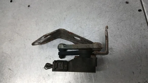 Sensor de nível Audi A8 D3 3.0 TDI 4E0616572E image 2