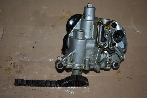 Olje pump Porsche Audi 2.0 TFSI image 3
