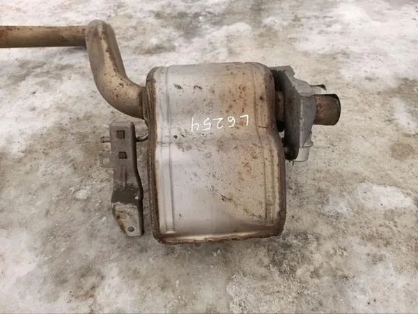 Maserati Levante 2017 Vaimennin OEM 670101611 image 8