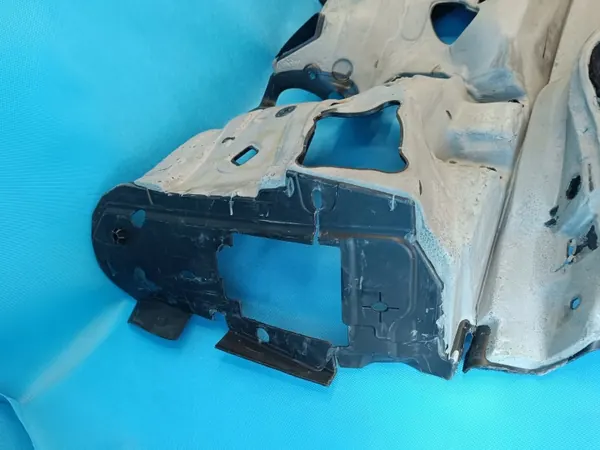 OEM 80B863947D väliseinäeristys Audi Q5 FY:lle image 8