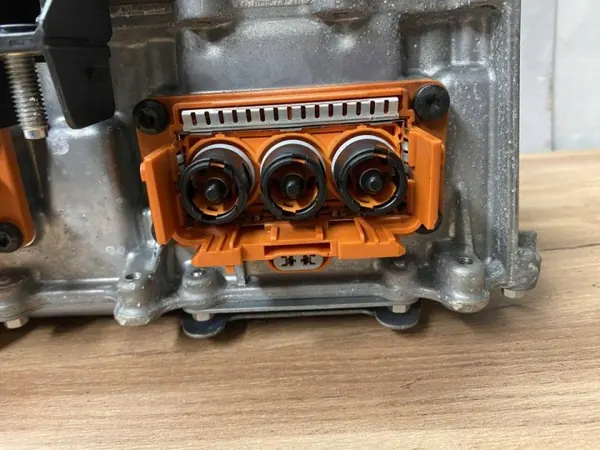 Onduleur avec convertisseur Renault OEM 292A01152R image 10