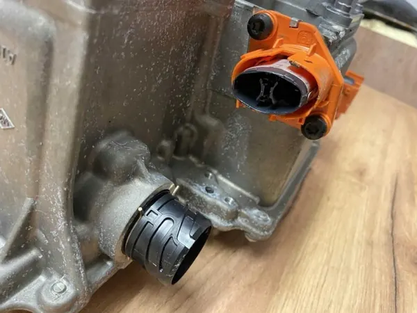 Onduleur avec convertisseur Renault OEM 292A01152R image 5