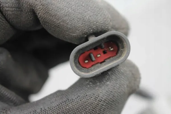 Capteur de filtre à carburant Kia Sportage II Hyundai Tucson 05-10 image 4