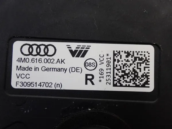 Luchtveer OEM 4M0616002AK Rechts Achter Audi E-Tron image 4