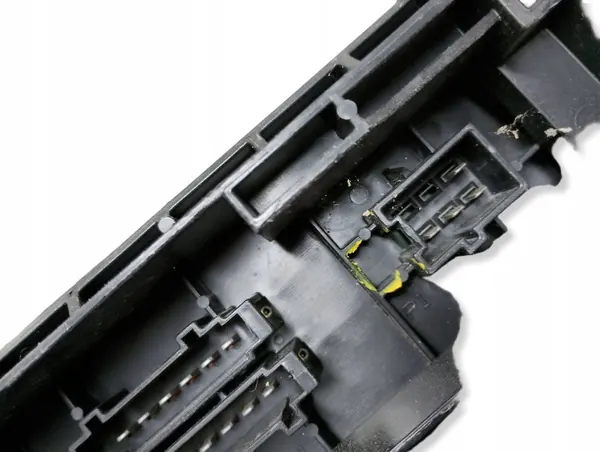 Zekeringkast Mercedes-Benz GL X166 OEM A1665402350 image 5