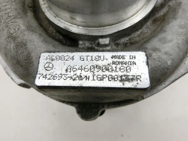 Turboalimentador Mercedes W203 2.2 CDI A6460960399 image 6