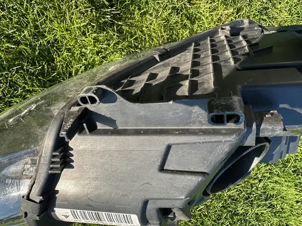 RENAULT MEGANE III LIFT GT - VASEN AJOVALO 260601781R image 8