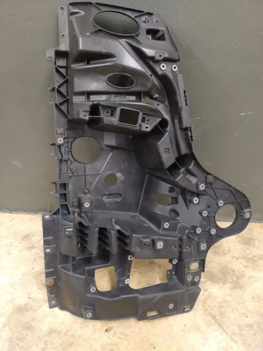 OEM Obudowa lampy Oikea ajovalokoteline Mercedes image 2