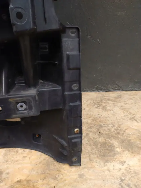 OEM Obudowa lampy Oikea ajovalokoteline Mercedes image 4