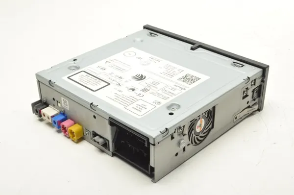 Skoda SD-Kartenleser OEM 5Q0035874B für Octavia III image 3
