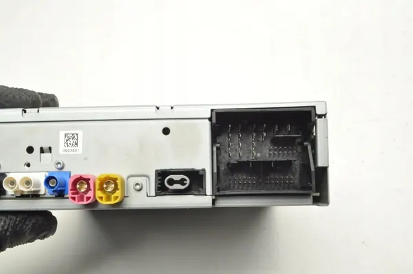 Skoda SD-Kartenleser OEM 5Q0035874B für Octavia III image 8