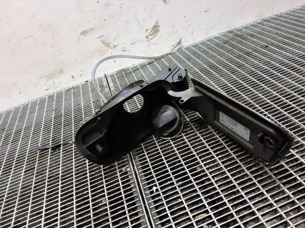 OEM 8v4809906 tankklephuis voor Audi A3 image 3