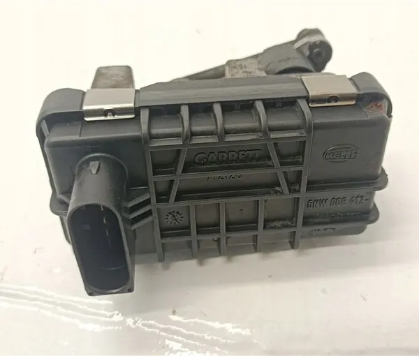 Turboaktoori OEM G-113 Audi A8 D3 4.0 TDI:lle image 3
