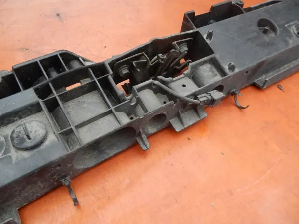 OEM 625003860R Front Upper Reinforcement Used image 3