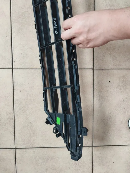 Griglia centrale anteriore VOLVO XC60 II 32296070 image 4