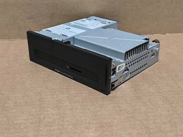 MMI-Navigationseinheit OEM 83A035068E Audi Q3 image 2