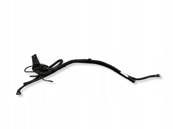 Cuello de llenado Jeep OE OEM 62547C - Usado image 7