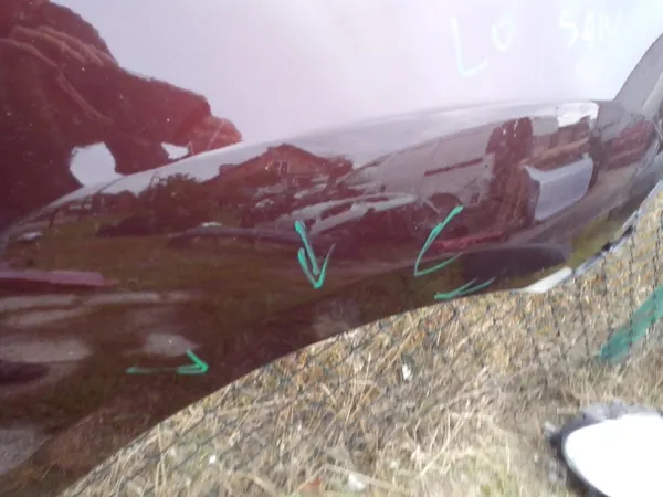 Dacia Sandero 2012- Höger Framskärm image 2