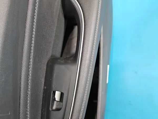 OEM IMPRK1546233 Etuovien Oikea Sisustus - Opel Insignia B image 3