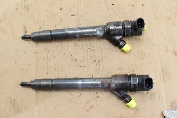 Inyector HYUNDAI IX35 KIA SPORTAGE III 2.0 CRDI 33800-2F300 image 3