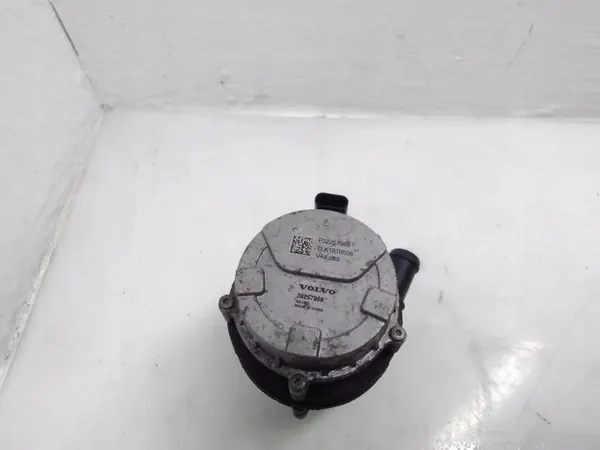 Volvo OE vattenpump 32257968 för XC40 2017- image 4